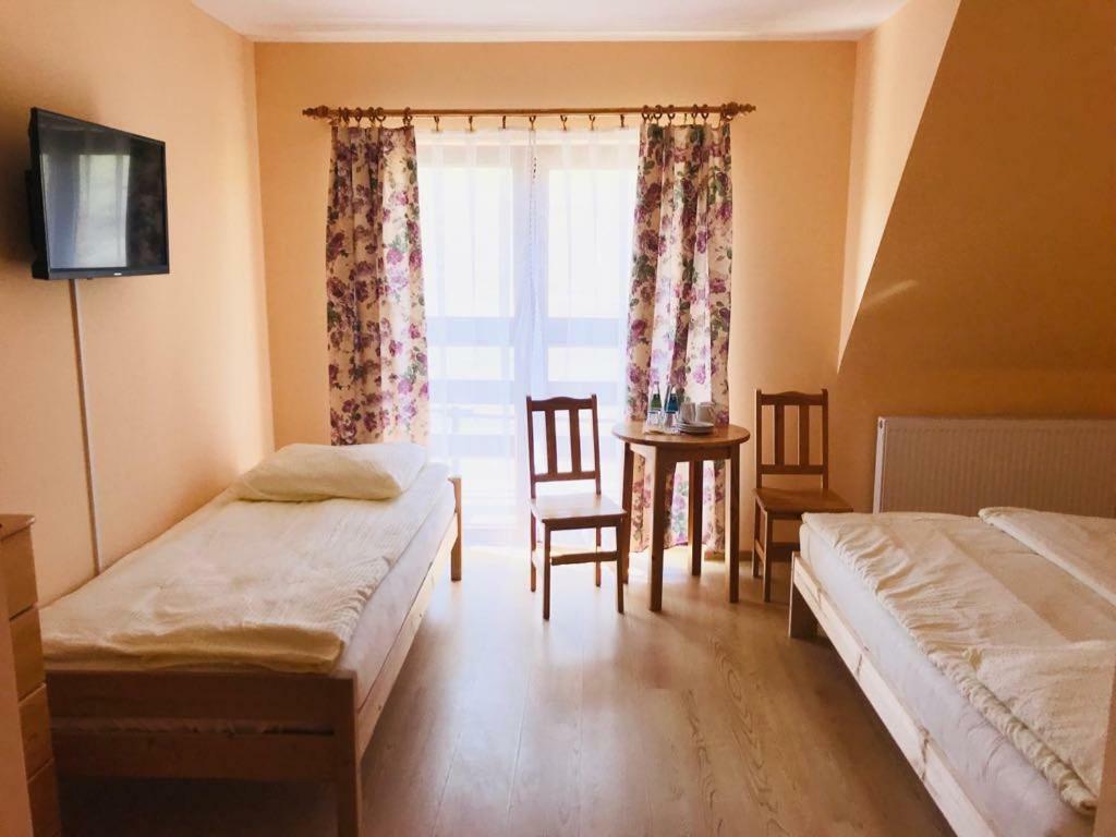 U Schabinskiej Chyrowianka Gosciniec Dukla Exteriör bild